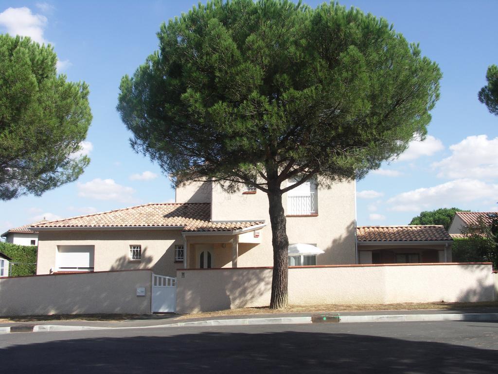 Chambres D'Hotes Le Saint O Detente Exterior photo