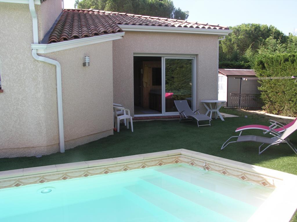 Chambres D'Hotes Le Saint O Detente Exterior photo